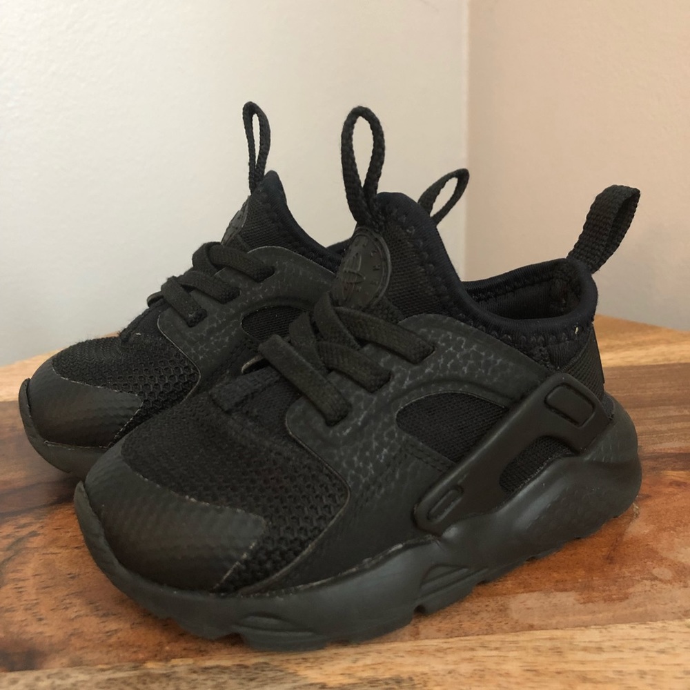 Nike Huarache Ultra Toddler/Baby Shoe sz 6
